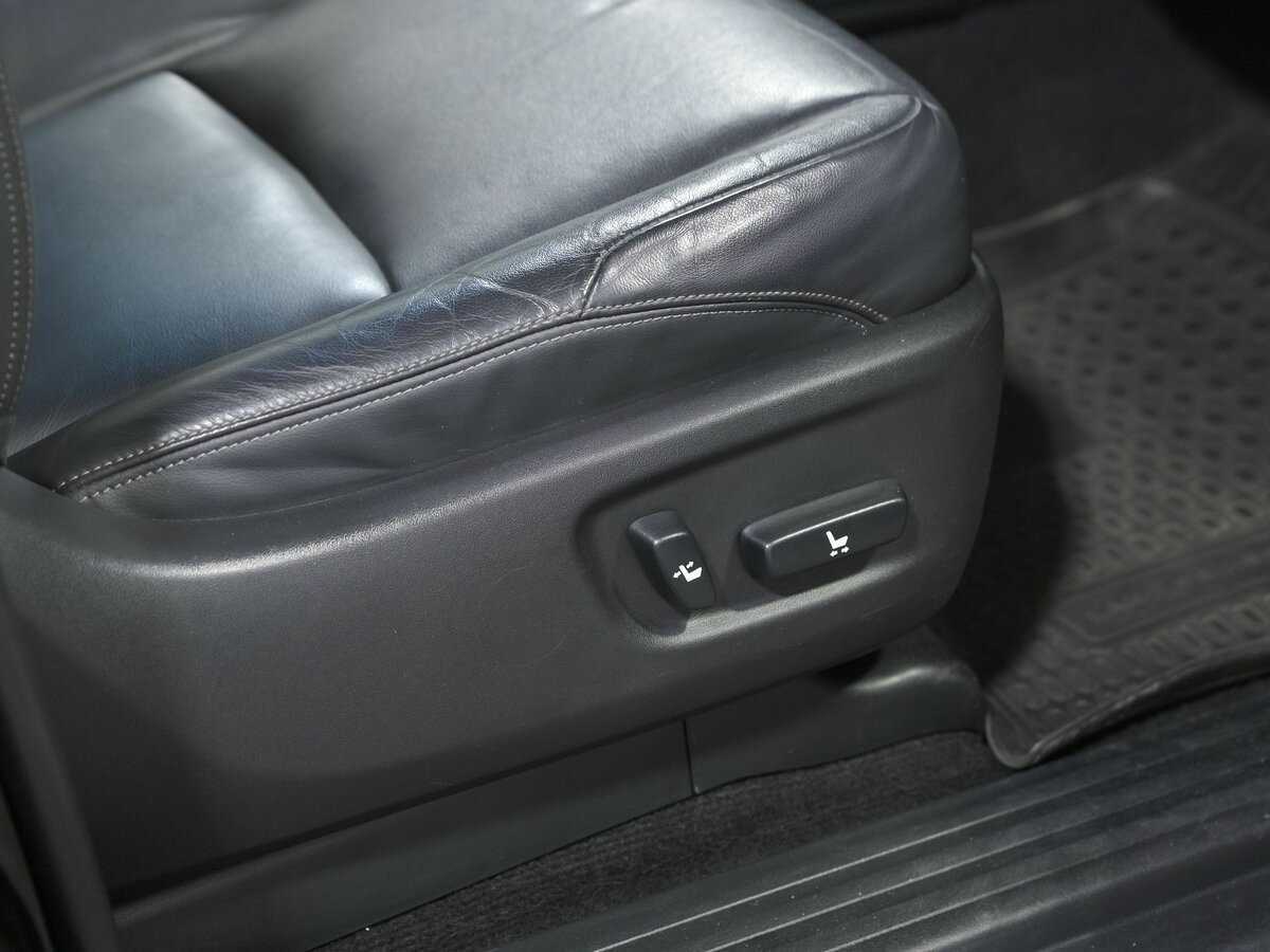 Toyota Land Cruiser Prado, 2017 Фото №24