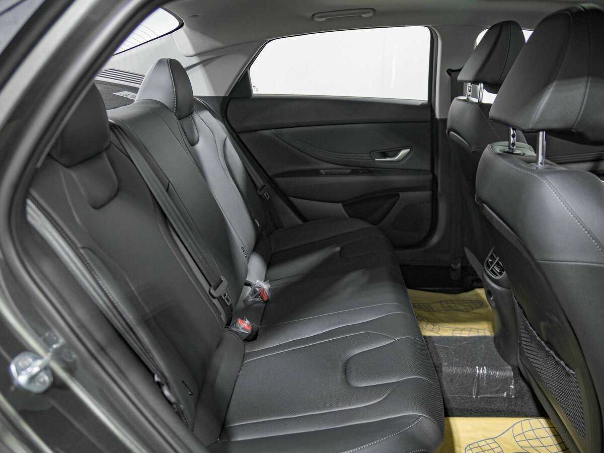 Hyundai Elantra, 2023 Фото №14