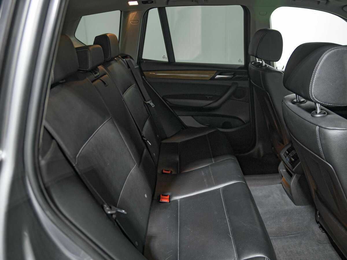 BMW X3 28i xDrive, 2011 Фото №16