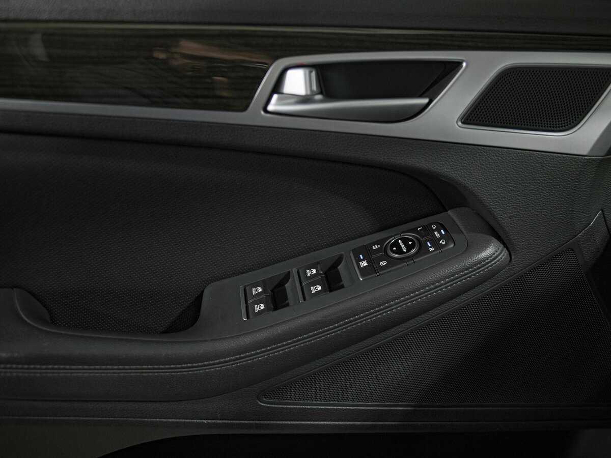 Genesis G80, 2017 Фото №16