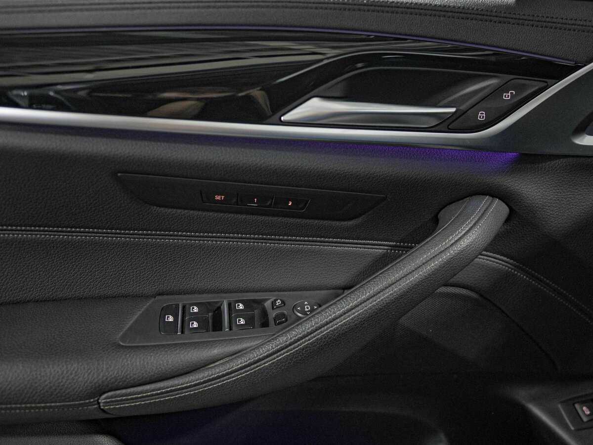 BMW 5 серии 520i, 2019 Фото №15