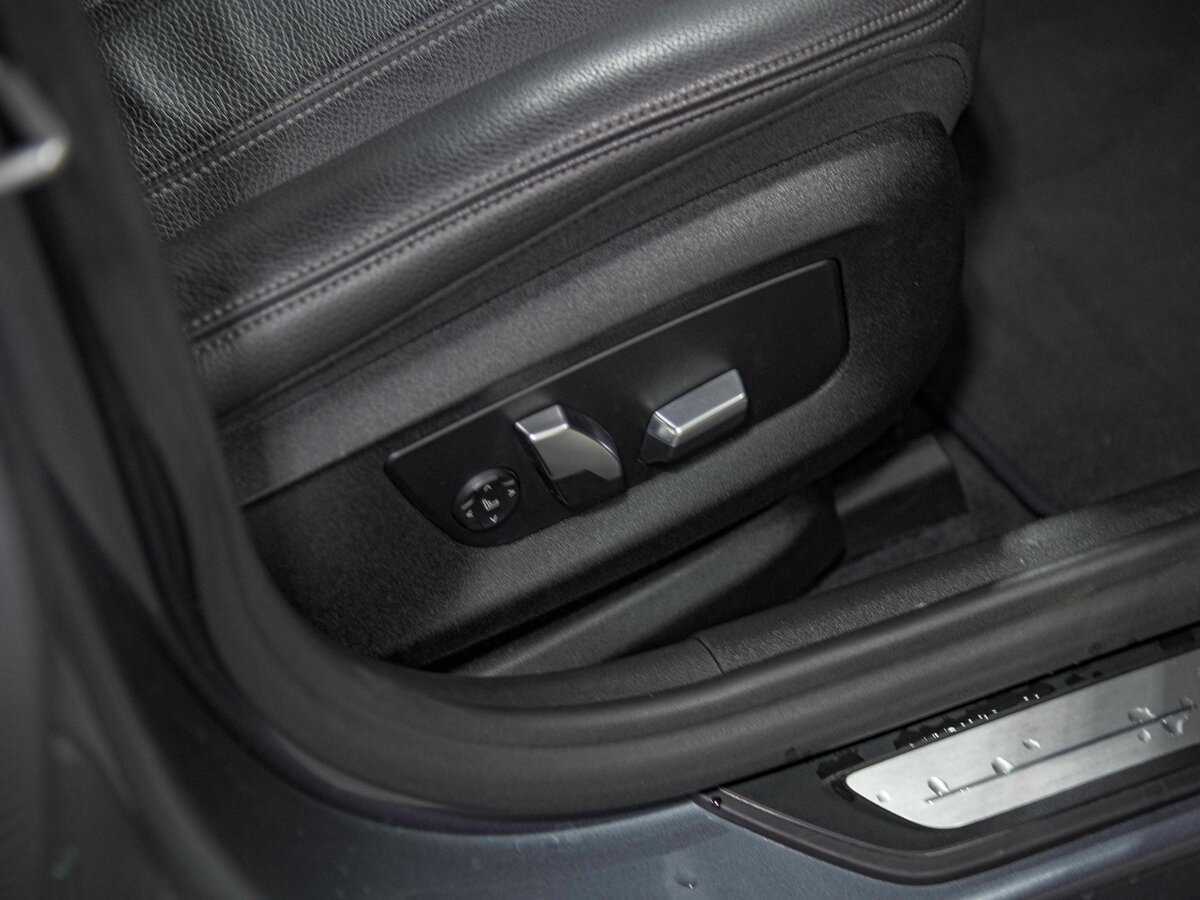 BMW 5 серии 520i, 2019 Фото №22