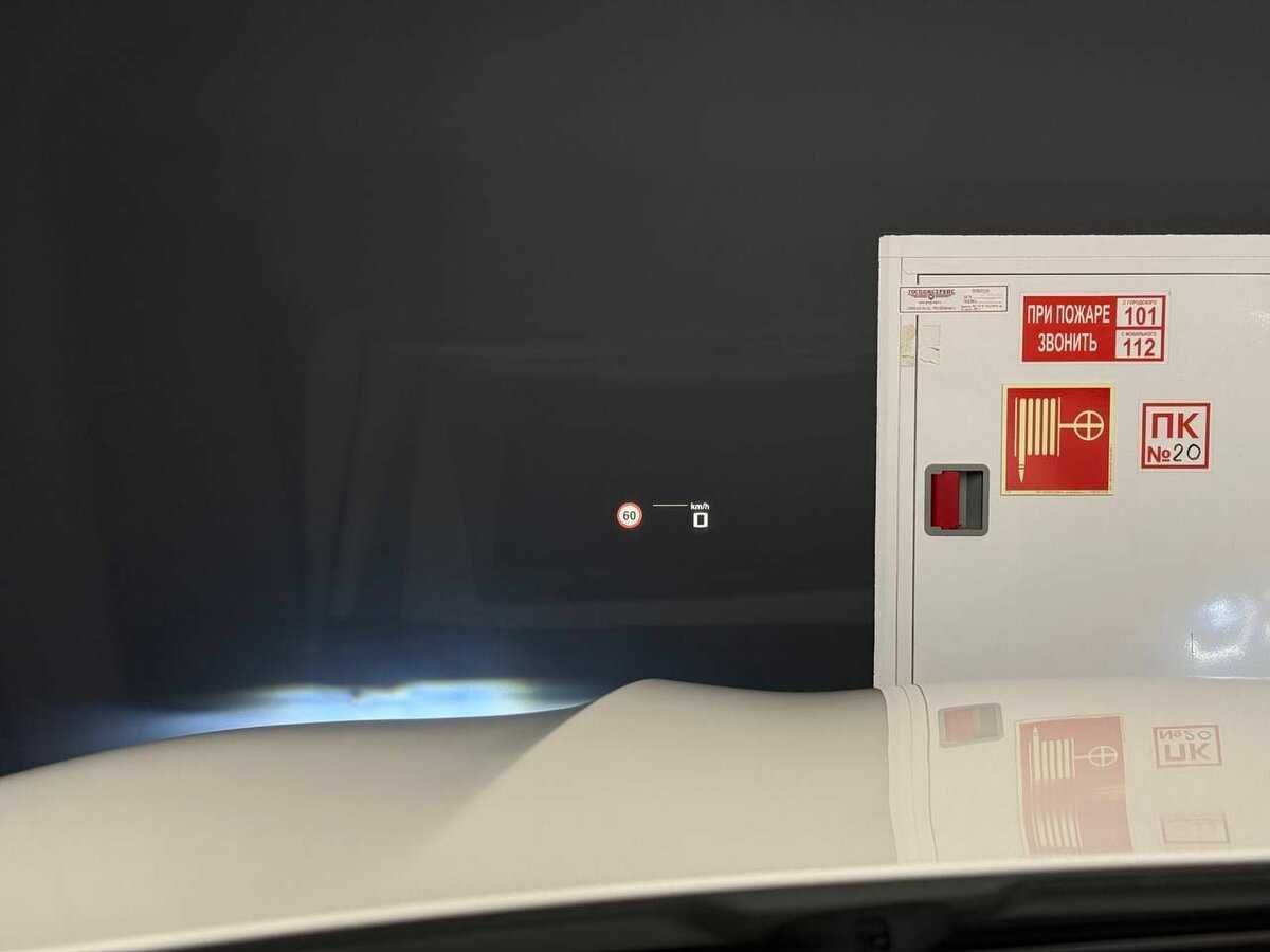 BMW X6 M50i, 2021 Фото №12