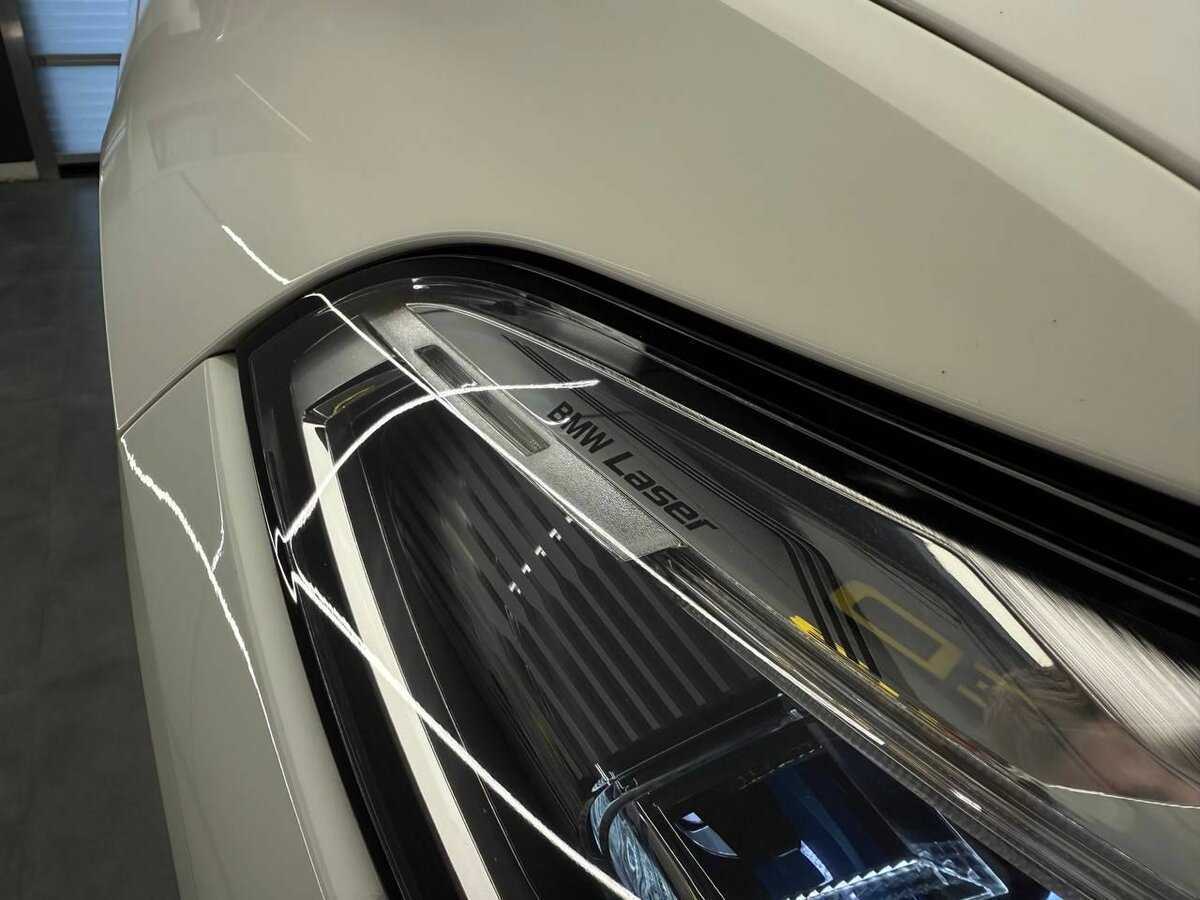 BMW X6 M50i, 2021 Фото №36