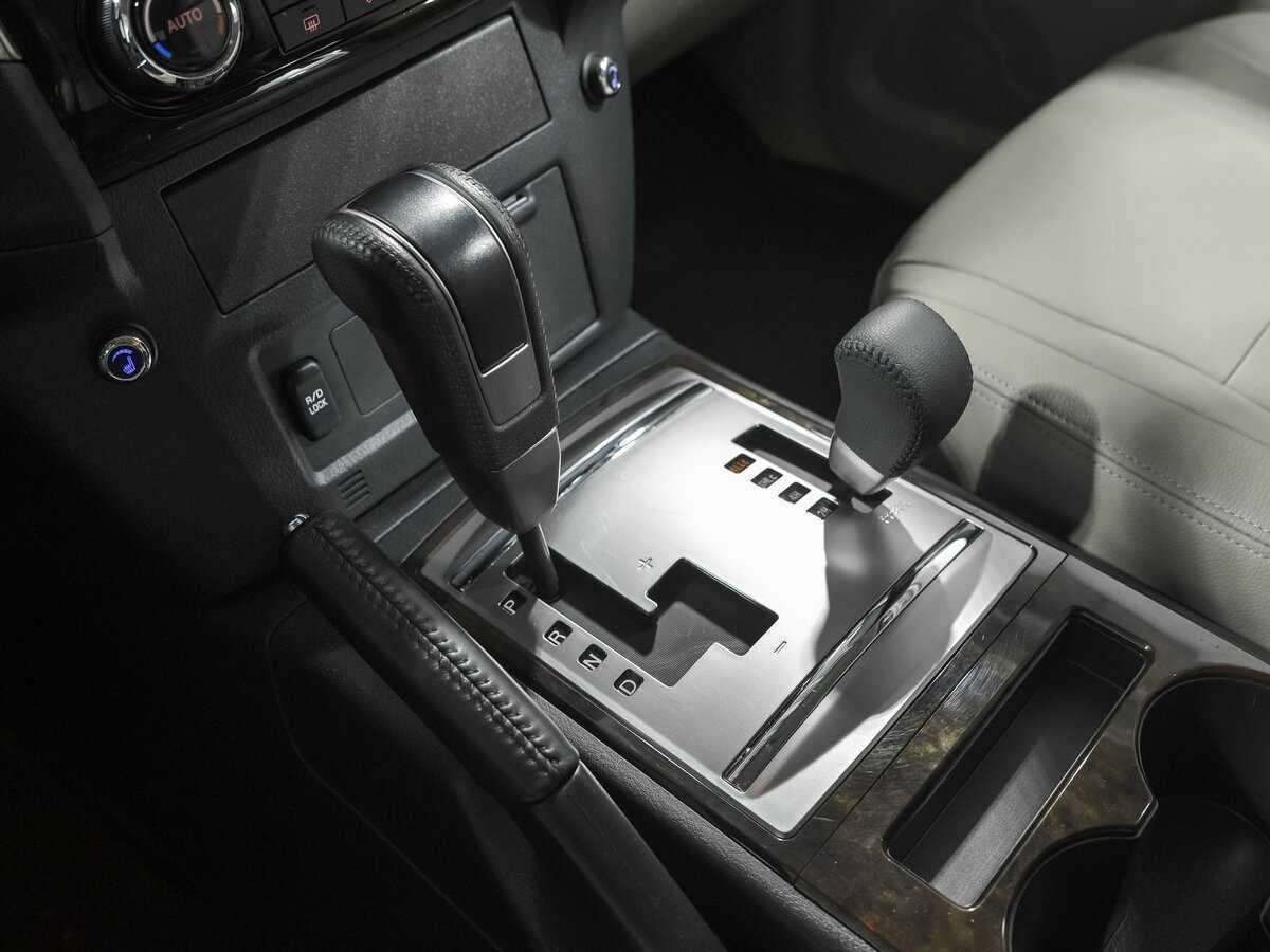 Mitsubishi Pajero, 2019 Фото №11