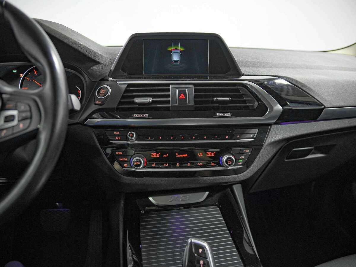 BMW X3 20i xDrive, 2018 Фото №10