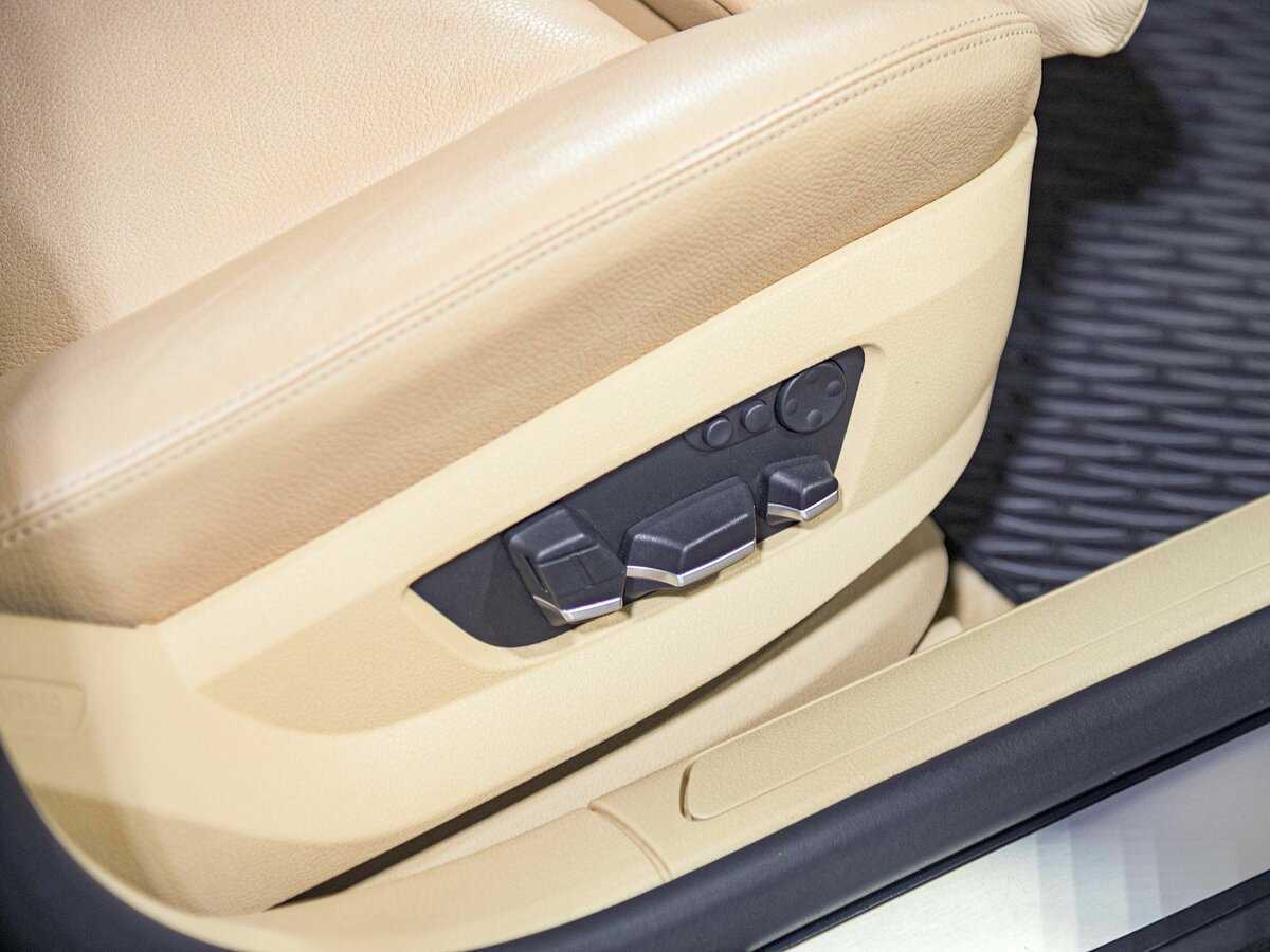 BMW 7 серии 730i, 2011 Фото №19