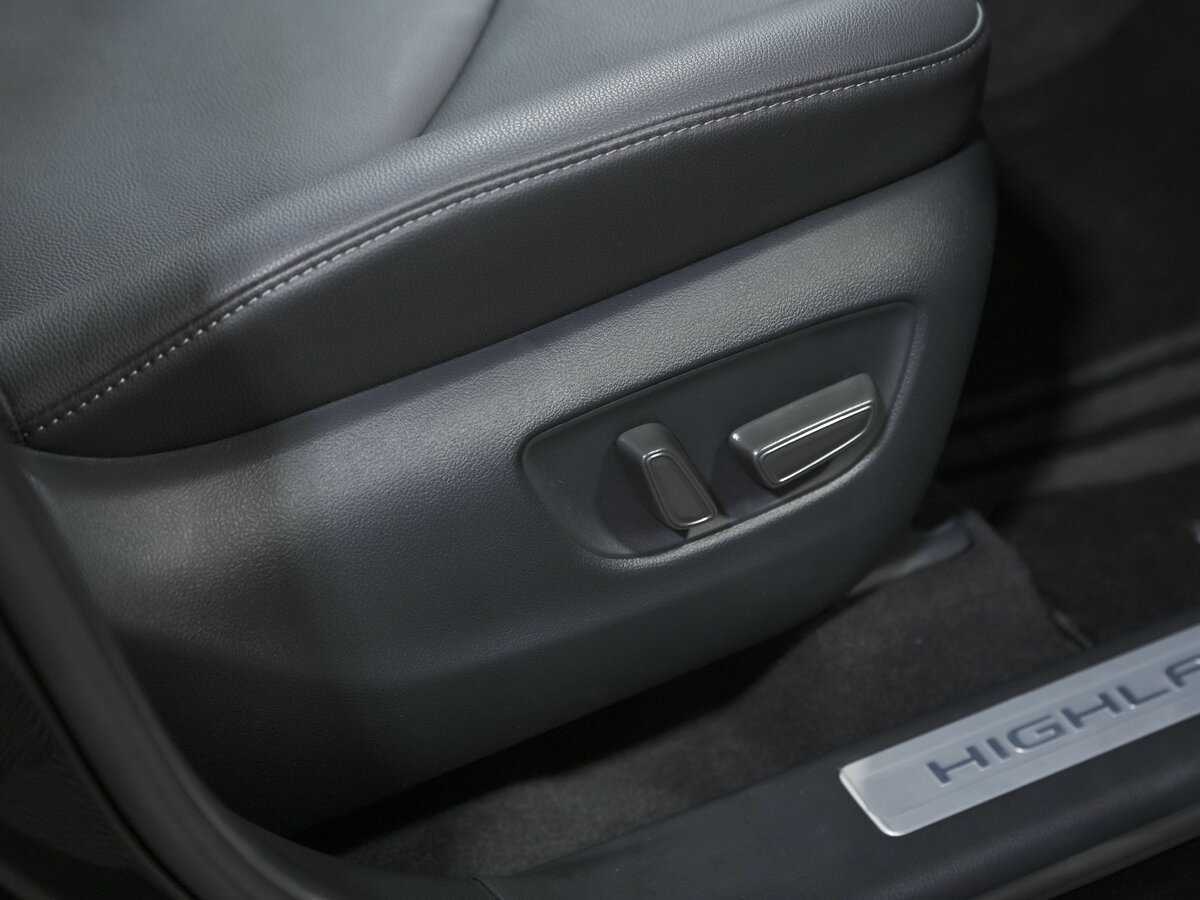 Toyota Highlander, 2022 Фото №23