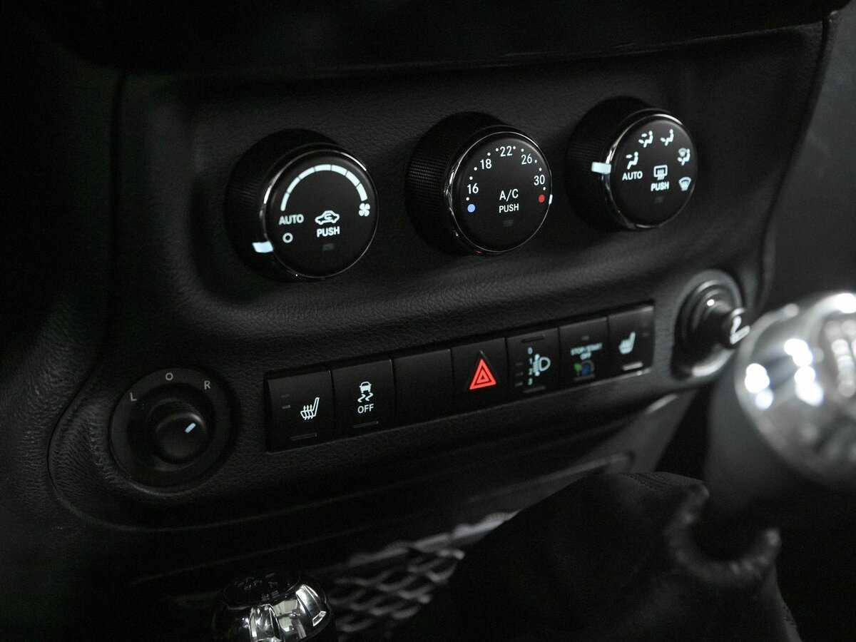 Jeep Wrangler, 2013 Фото №10