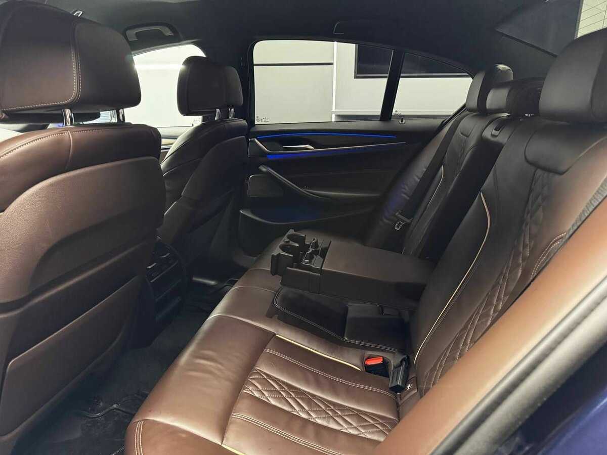 BMW 5 серии 530d xDrive, 2018 Фото №25