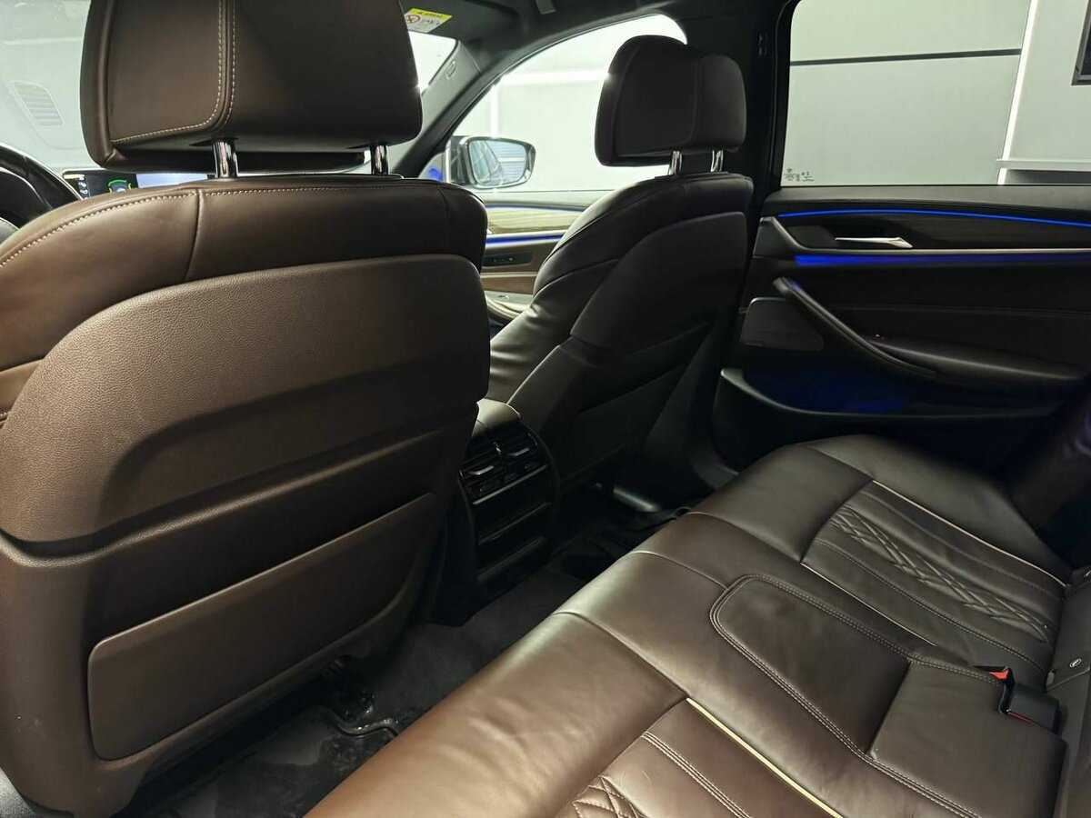 BMW 5 серии 530d xDrive, 2018 Фото №26