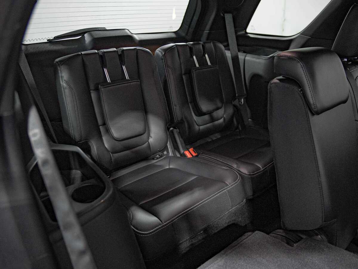 Ford Explorer, 2018 Фото №17