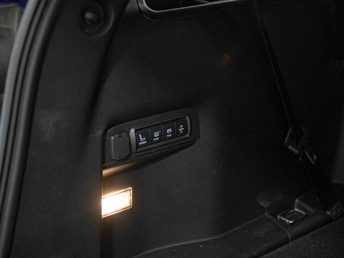 Ford Explorer, 2018 Фото №24