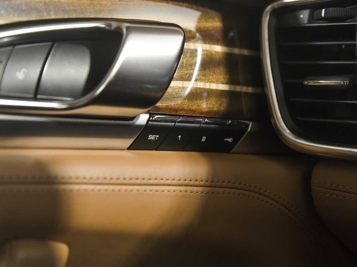 Porsche Panamera 4S Executive, 2014 Фото №13