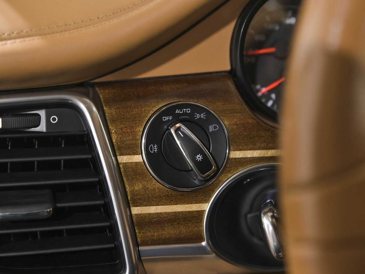 Porsche Panamera 4S Executive, 2014 Фото №14