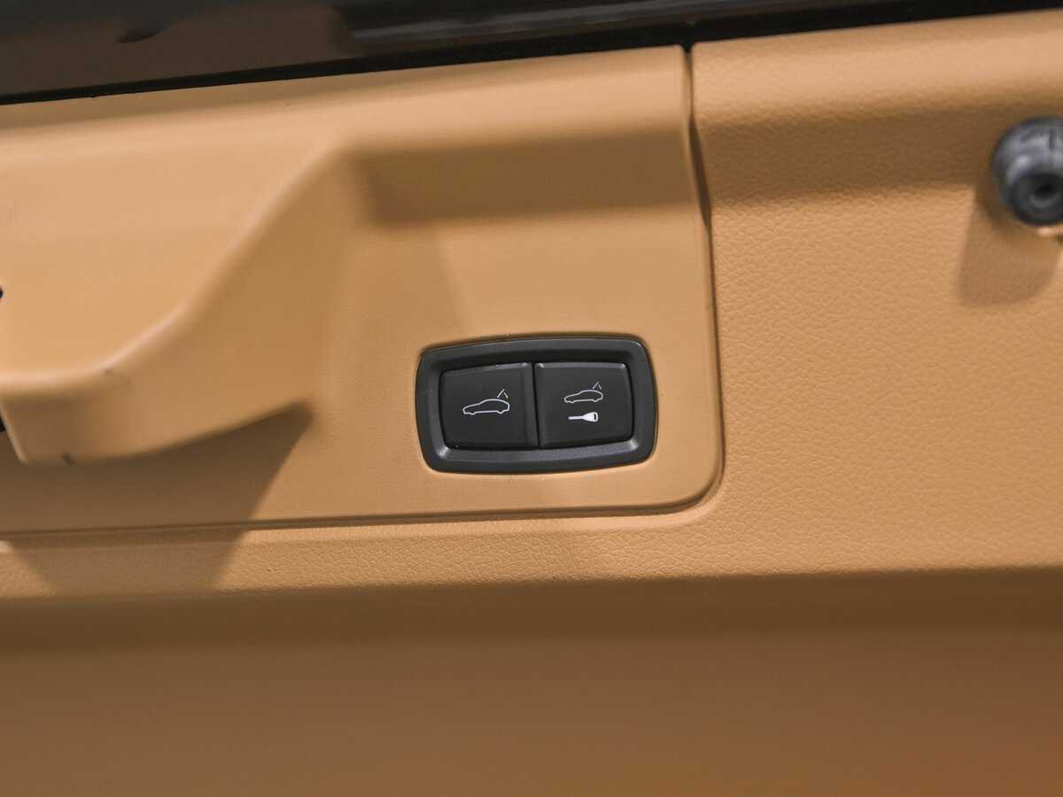 Porsche Panamera 4S Executive, 2014 Фото №21