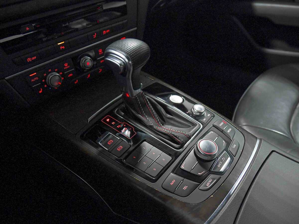 Audi A7, 2010 Фото №10