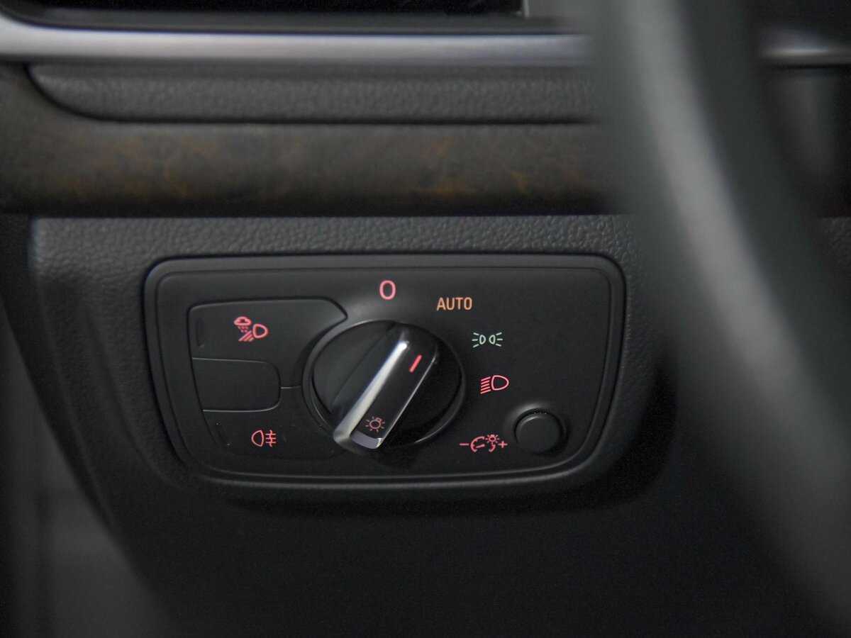 Audi A7, 2010 Фото №12