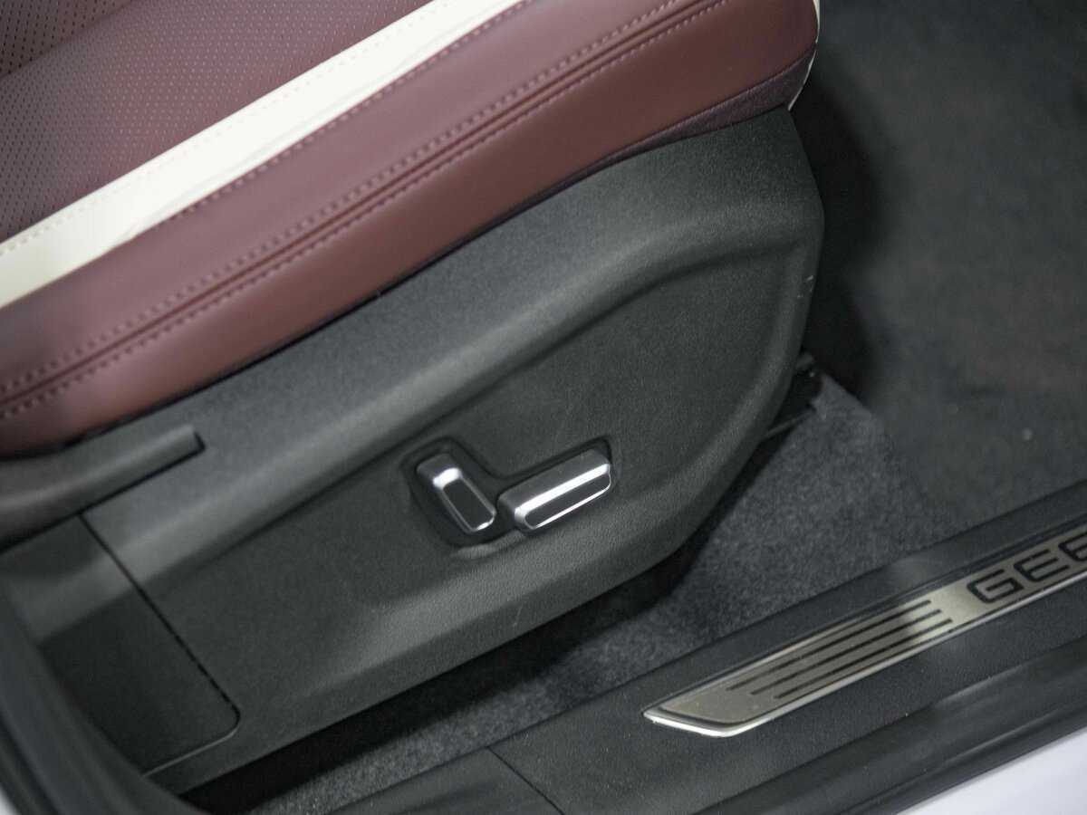 Geely Monjaro, 2024 Фото №22