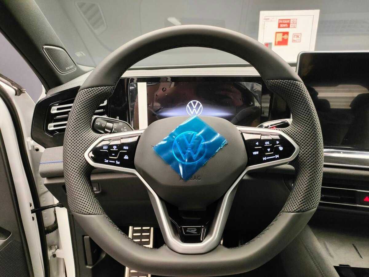 Volkswagen Tiguan L Pro, 2024 Фото №9