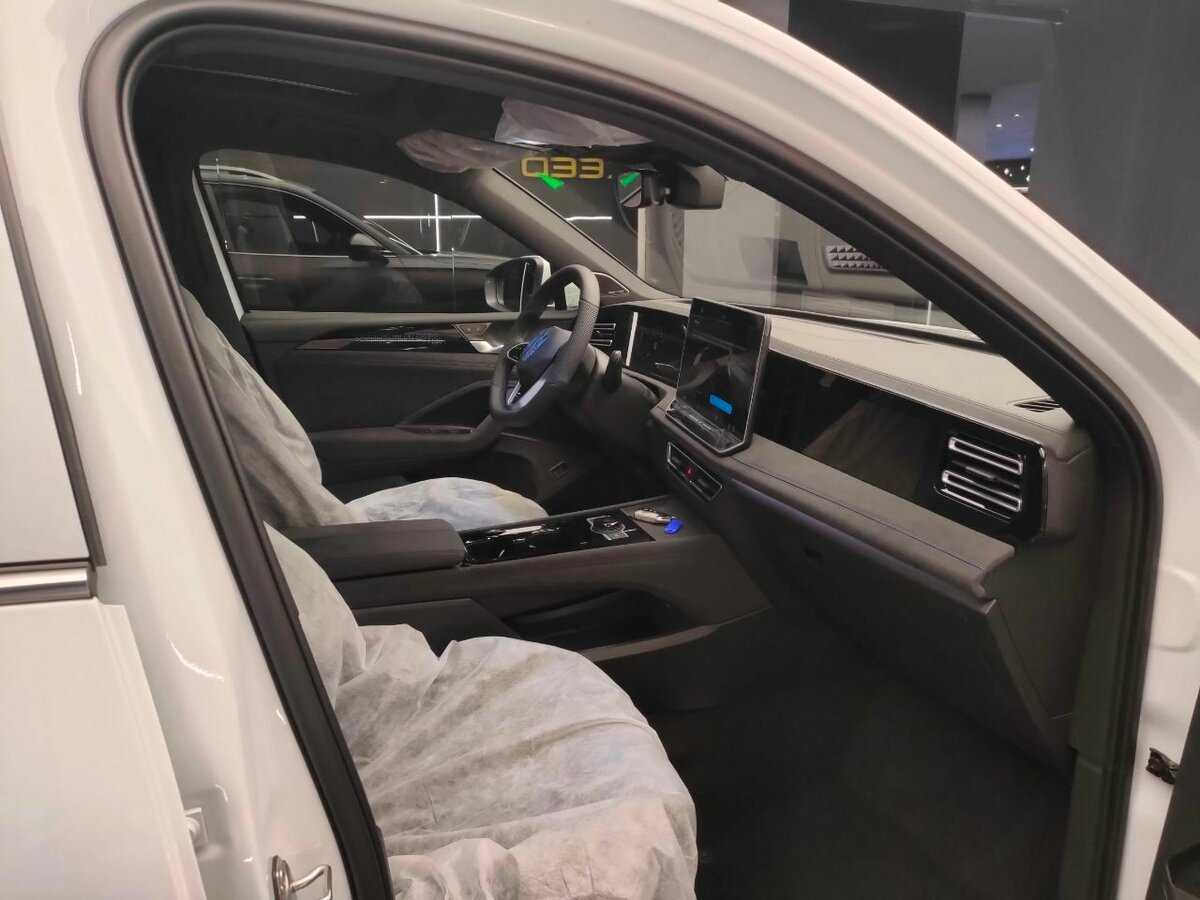 Volkswagen Tiguan L Pro, 2024 Фото №18