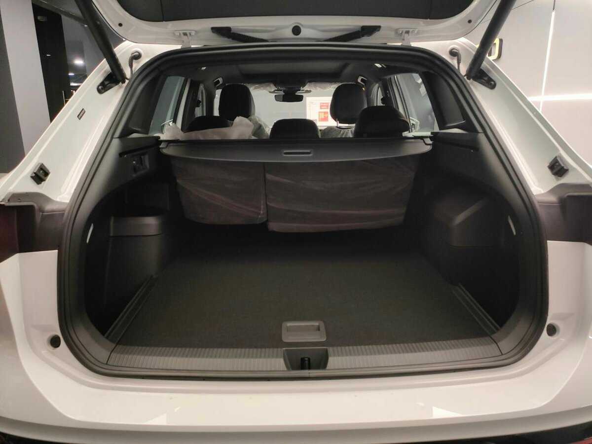 Volkswagen Tiguan L Pro, 2024 Фото №21
