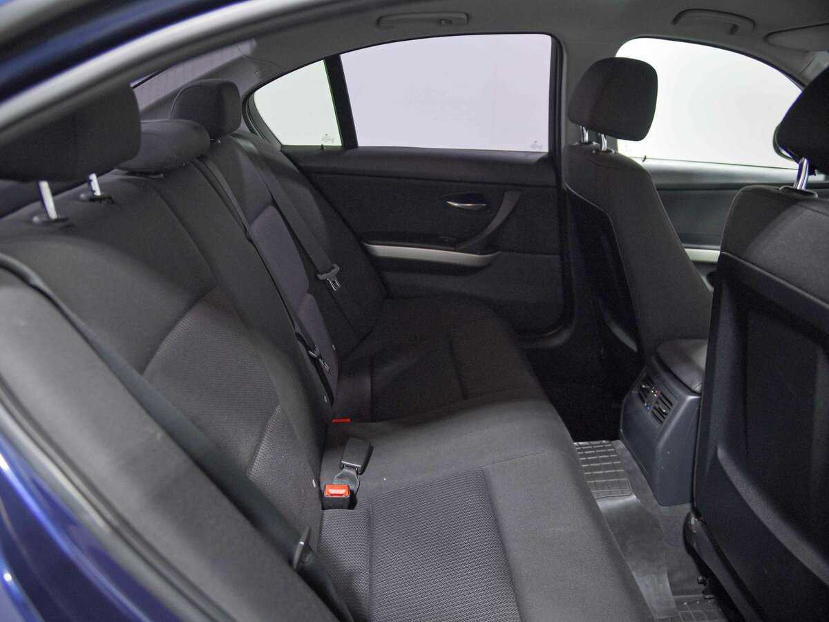 BMW 3 серии 318i, 2011 Фото №11