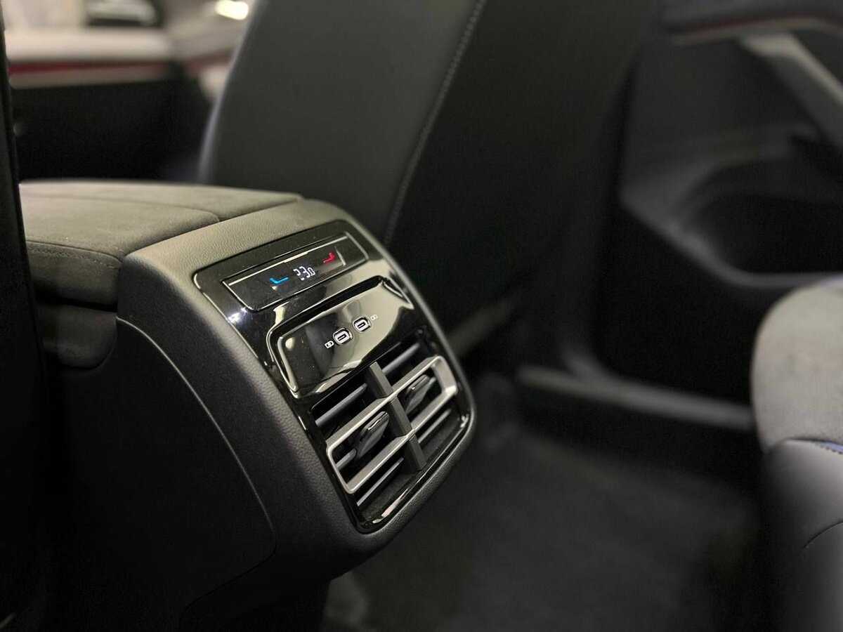 Volkswagen Tiguan L Pro, 2024 Фото №12