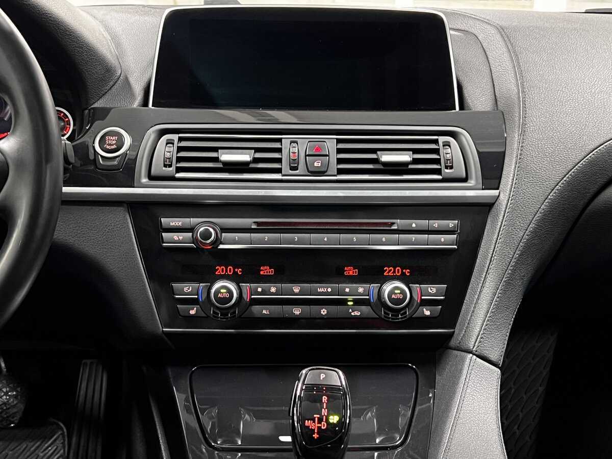 BMW 6 серии 650i xDrive, 2012 Фото №15