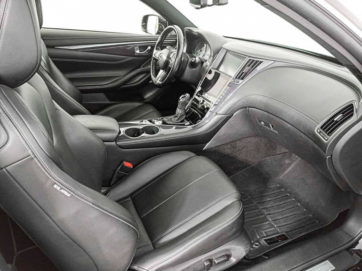 Infiniti Q60, 2017 Фото №11