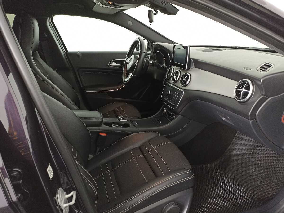 Mercedes-Benz GLA 250, 2015 Фото №11