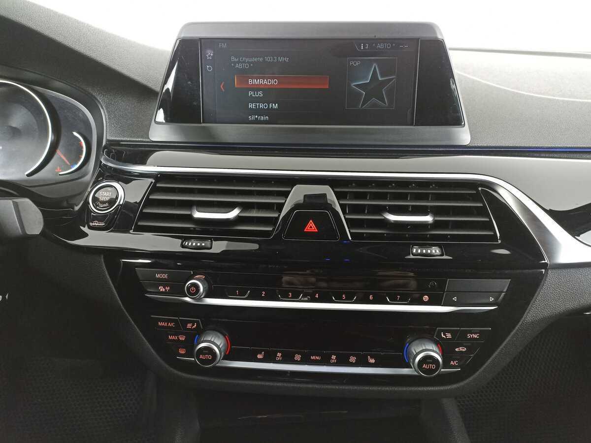 BMW 5 серии 520d xDrive, 2018 Фото №14