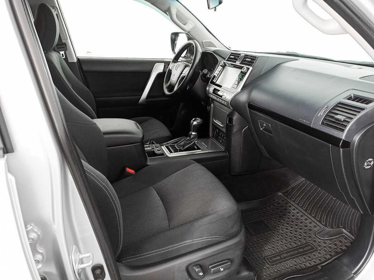 Toyota Land Cruiser Prado, 2018 Фото №11