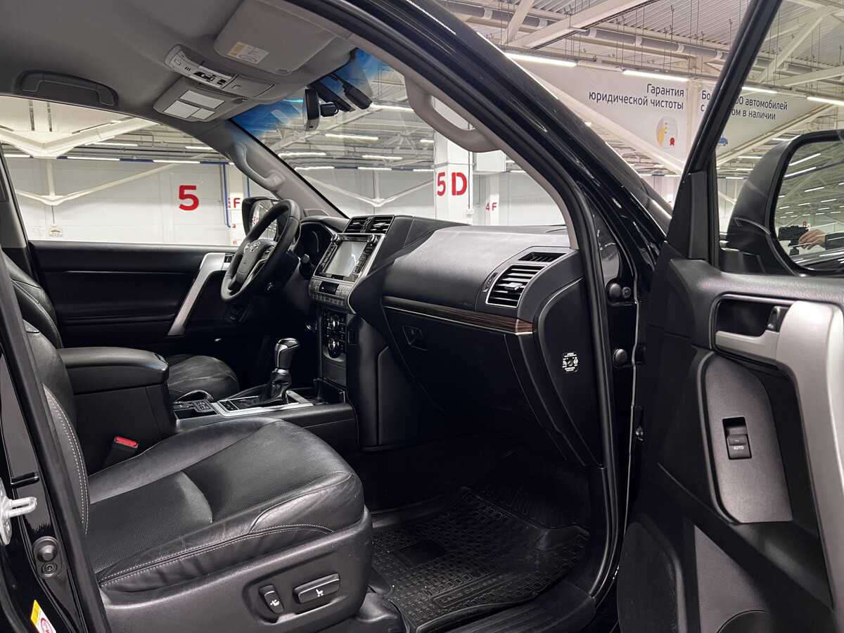 Toyota Land Cruiser Prado, 2017 Фото №11