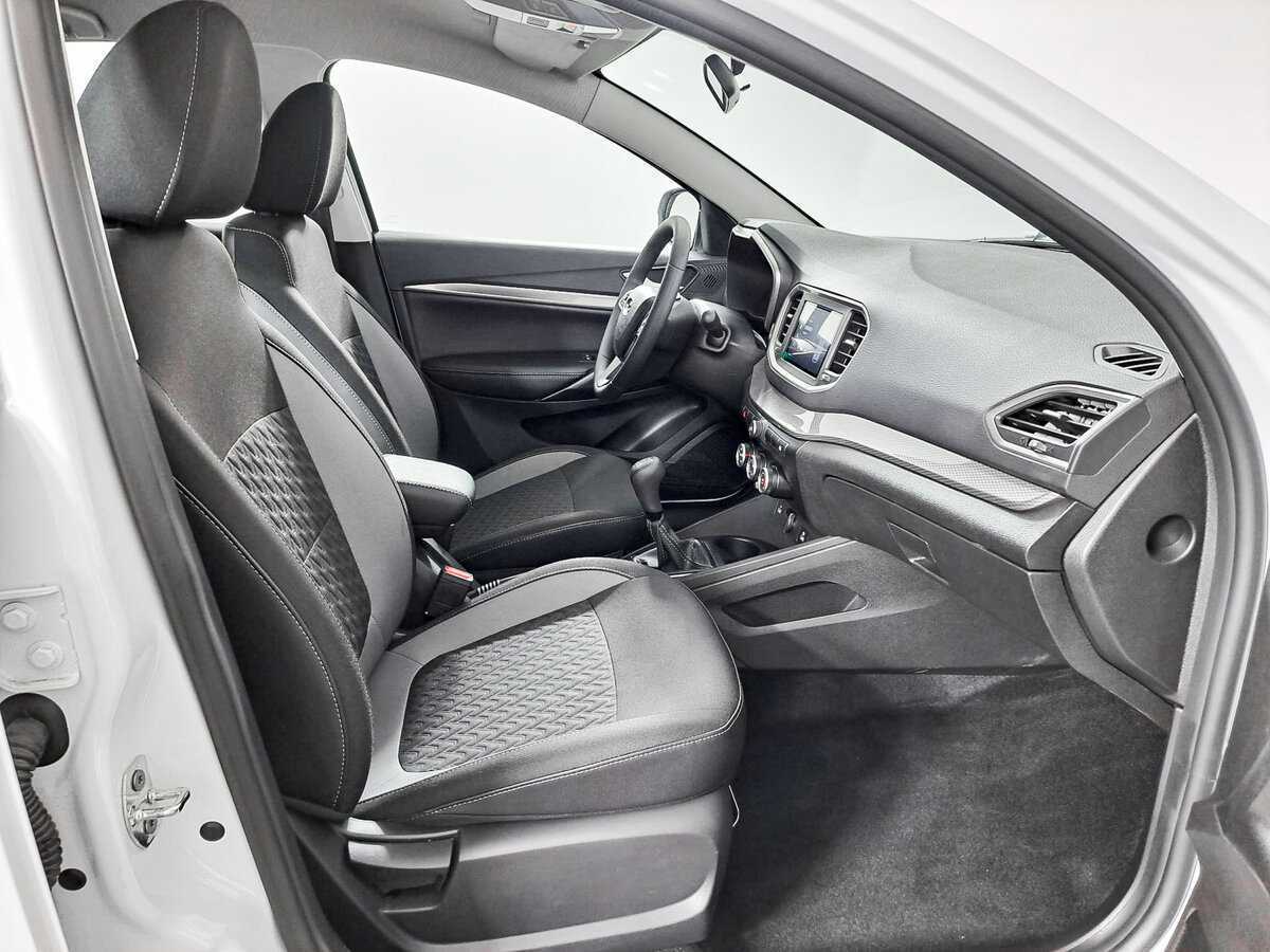 Lada (ВАЗ) Vesta SW, 2024 Фото №11