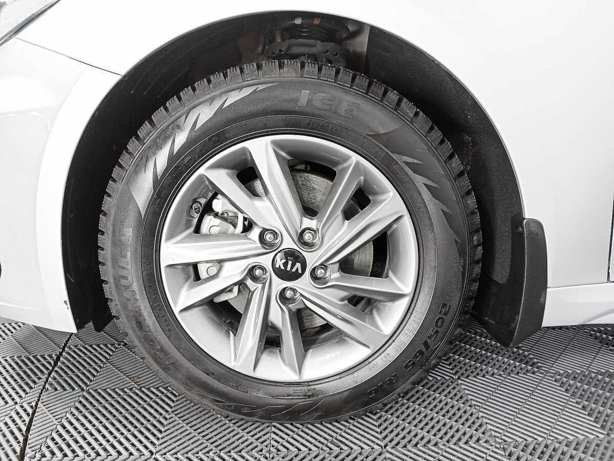 Kia K5, 2019 Фото №16