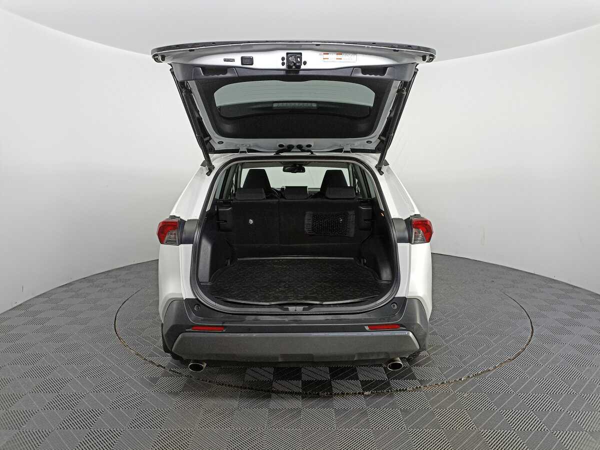Toyota RAV4, 2021 Фото №10