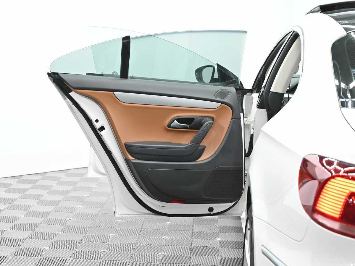 Volkswagen Passat CC, 2013 - 163 500 км. | Фото №6