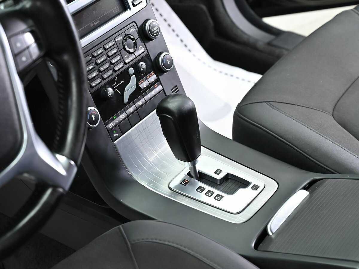 Volvo XC70, 2010 Фото №10