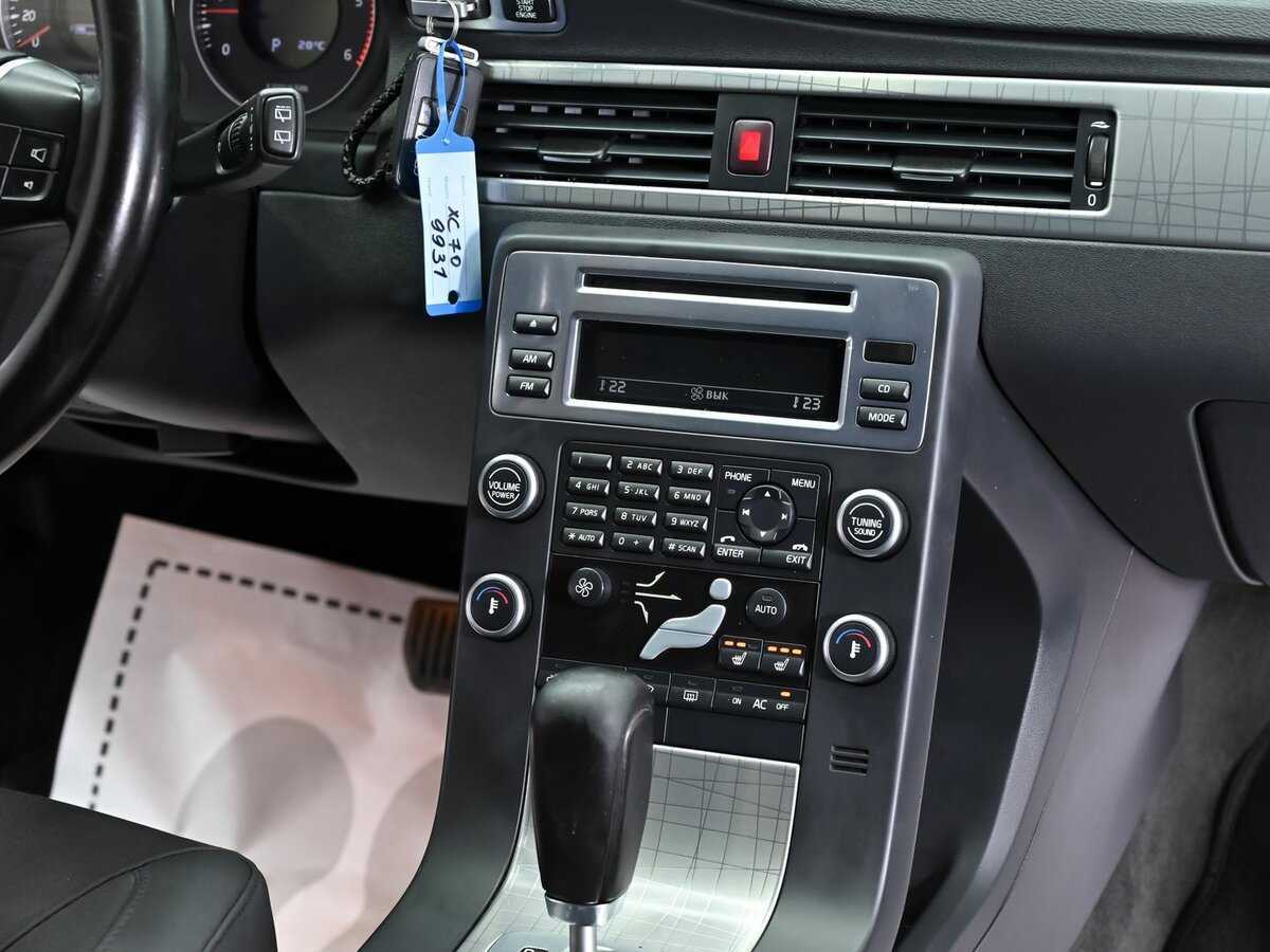 Volvo XC70, 2010 Фото №11