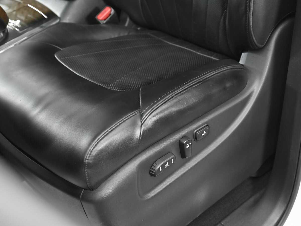 Infiniti QX80, 2013 Фото №16