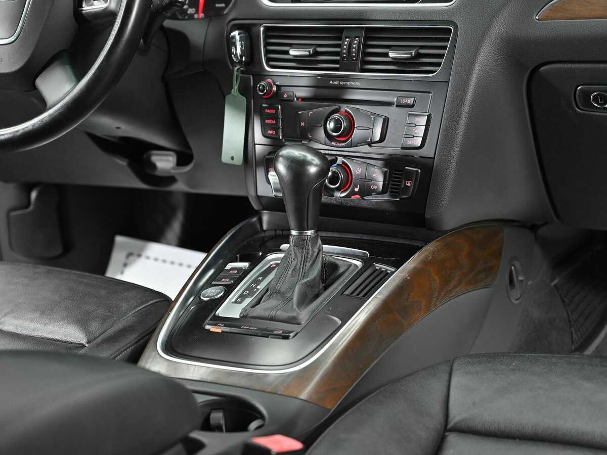 Audi Q5, 2010 Фото №11