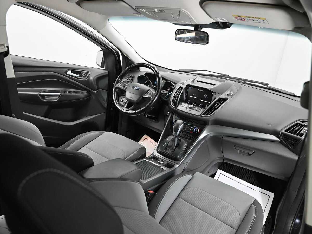 Ford Kuga, 2017 Фото №11