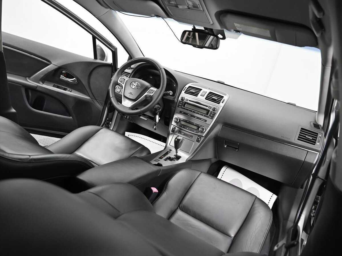 Toyota Avensis, 2011 Фото №11