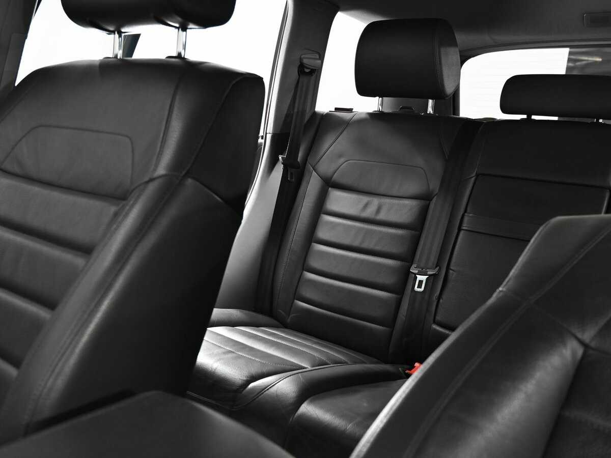 Volkswagen Touareg, 2010 Фото №11