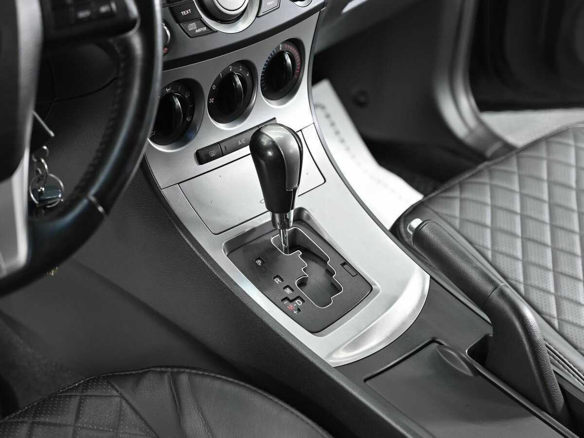 Mazda 3, 2010 Фото №10