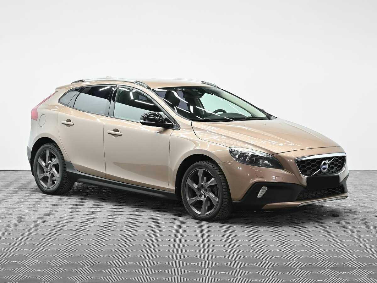 Volvo V40, 2014 - 157 000 км. | Фото №2