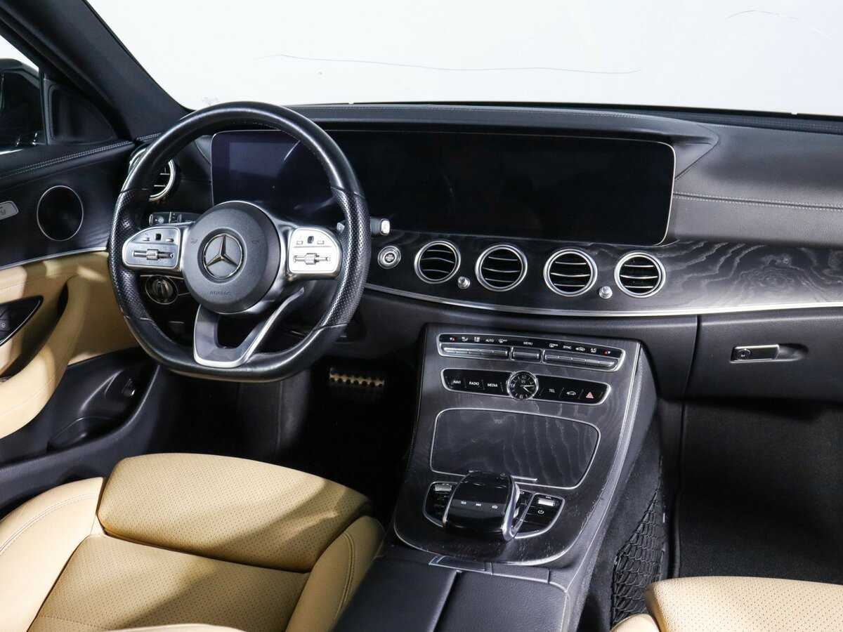 Mercedes-Benz E-Класс 220 d, 2020 - 73 222 км. | Фото №4