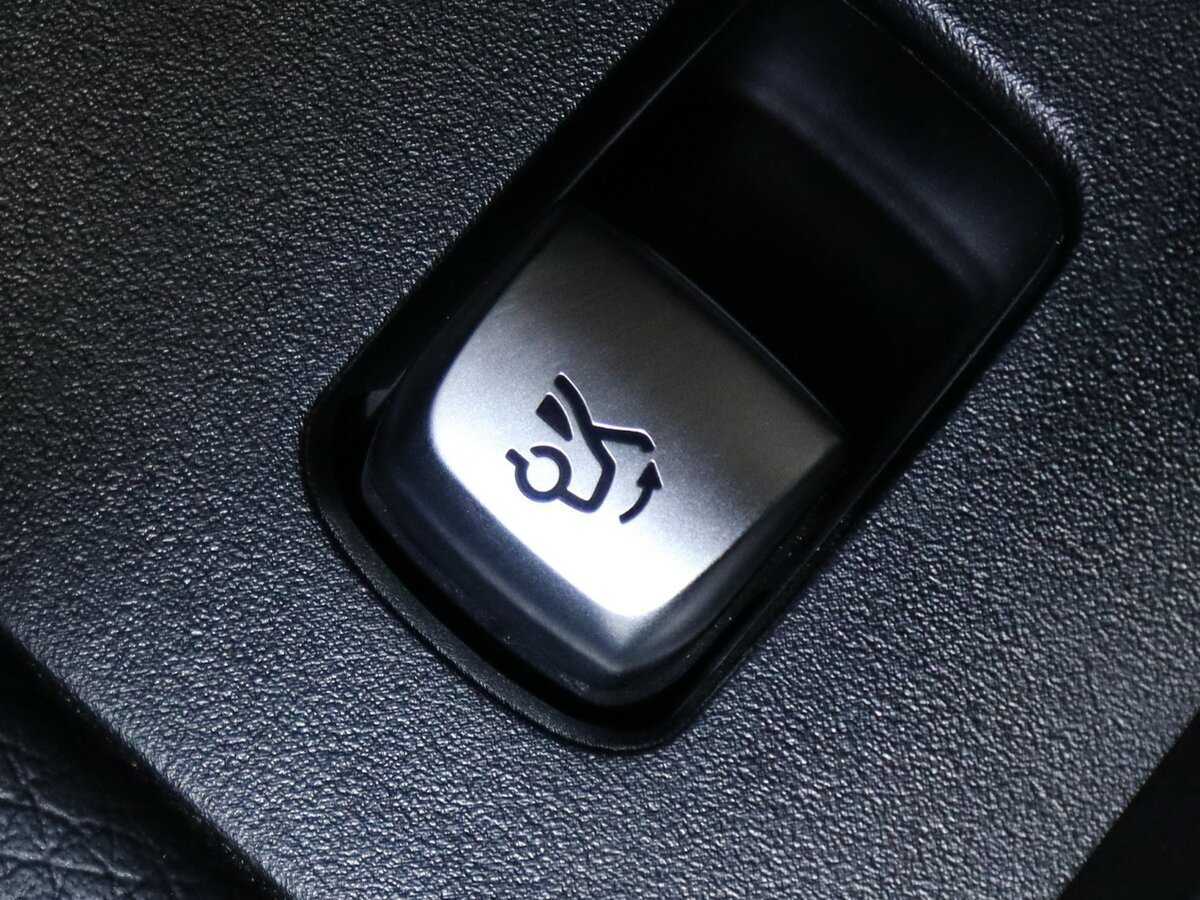 Mercedes-Benz E-Класс 220 d, 2020 Фото №11