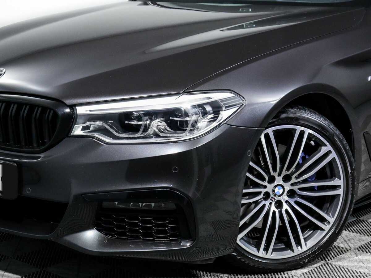BMW 5 серии 530d xDrive, 2018 Фото №16